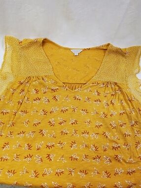 Lucky Women's Gold Floral Flutter Sleeve Pullover Summer Ready Top Large